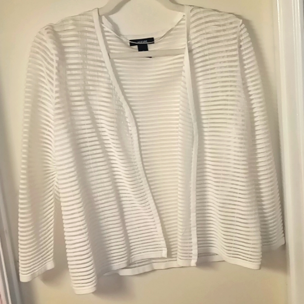 White stripped cardigan